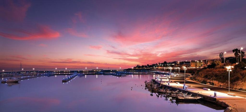 Saltwater Con Parcheggio Privato Apartment Marina di Ragusa Luaran gambar