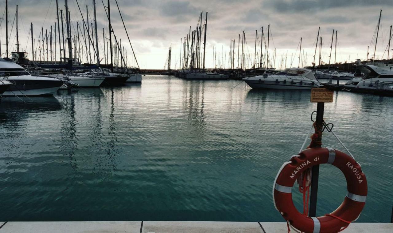 Saltwater Con Parcheggio Privato Apartment Marina di Ragusa Luaran gambar